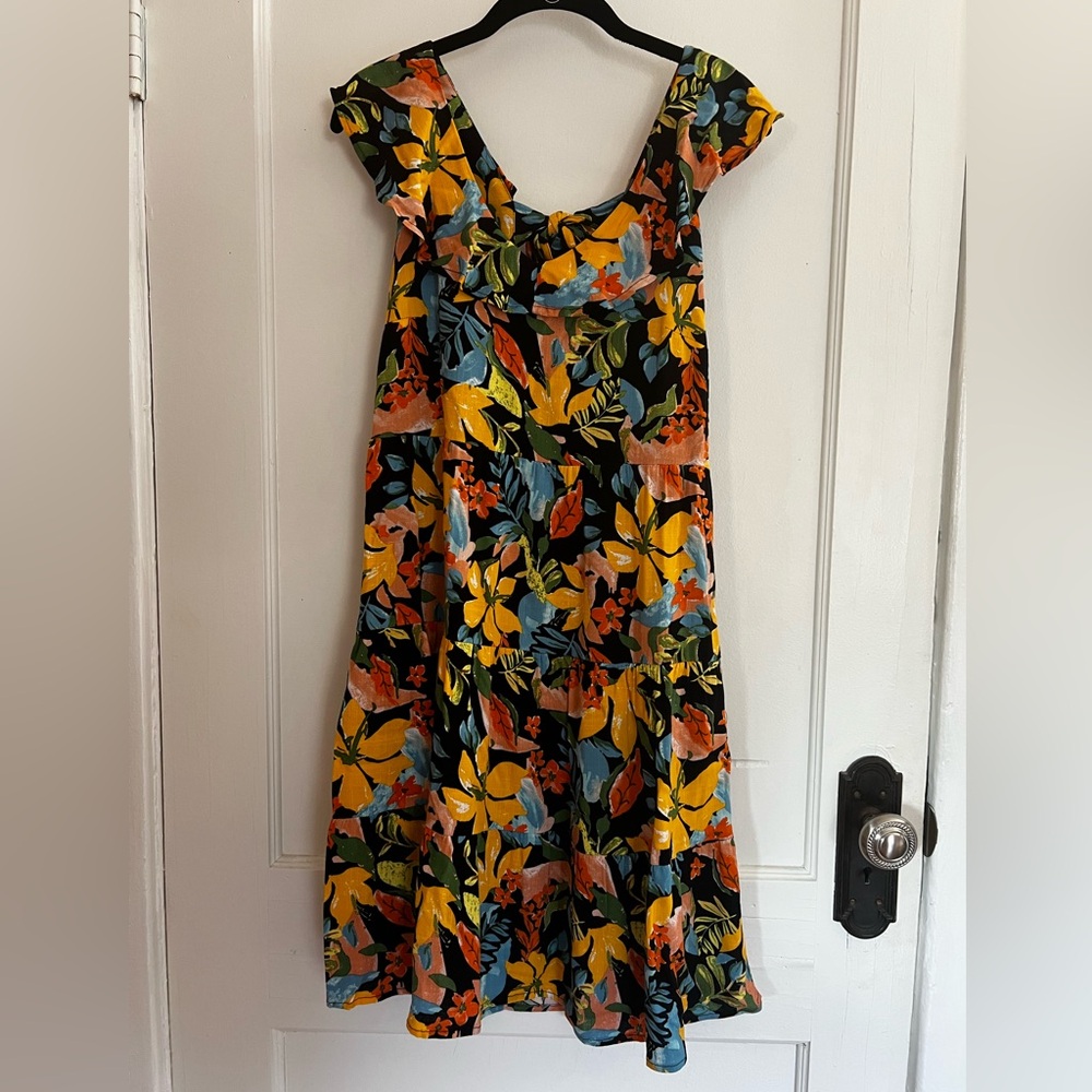 Tribal Femme floral tiered dress with tie back and pockets | Size XS | NWOT